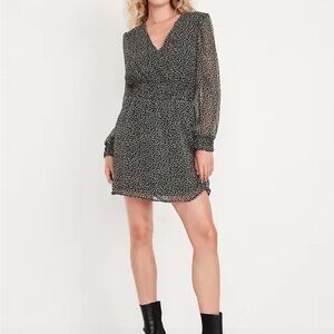 Old Navy Waist-Defined Chiffon Mini Dress – Black Floral Long Sleeve – Size L